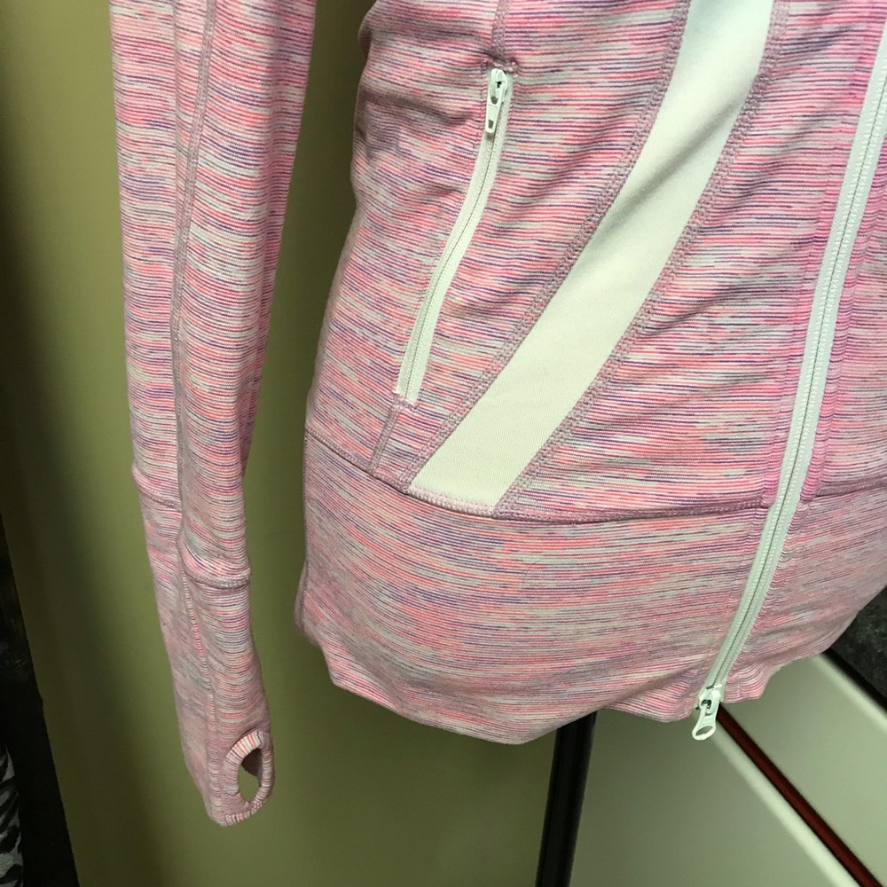 *SOLD* Lululemon In Stride Track Jacket - Picture 4 of 7